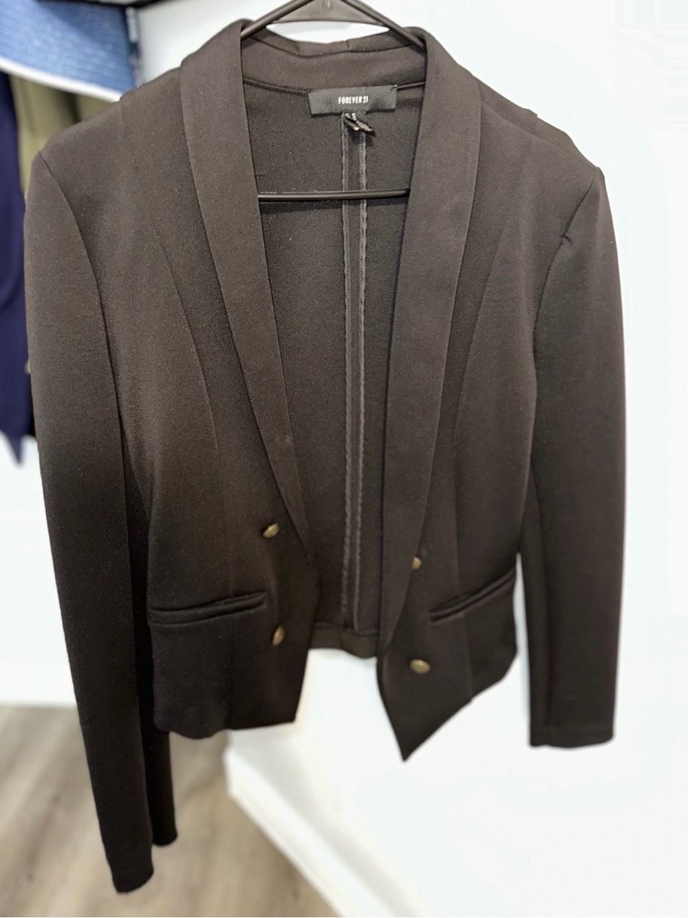 Forever 21 Black Cropped Shawl Lapel Blazer